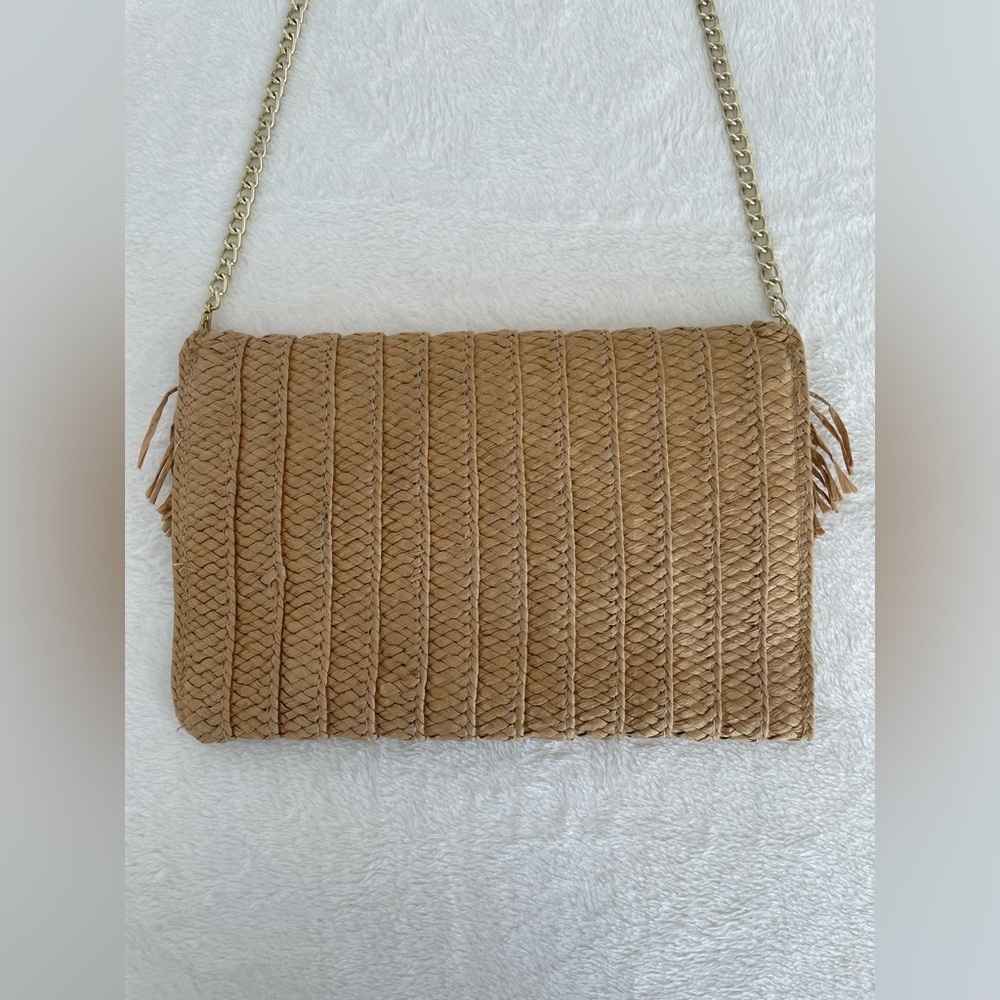 Sol and Mer Paper Straw Faux Pearl Convertible Envelope Clutch With Chain - Picture 7 of 17